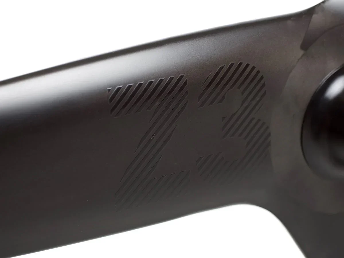 BLB Notorious Z3 Full Carbon Front Wheel - Image 4